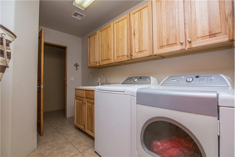 Laundry Room 44728 N 22nd St New River