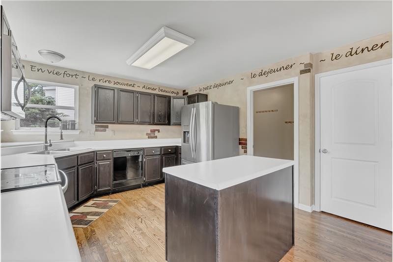 Kitchen with center island
