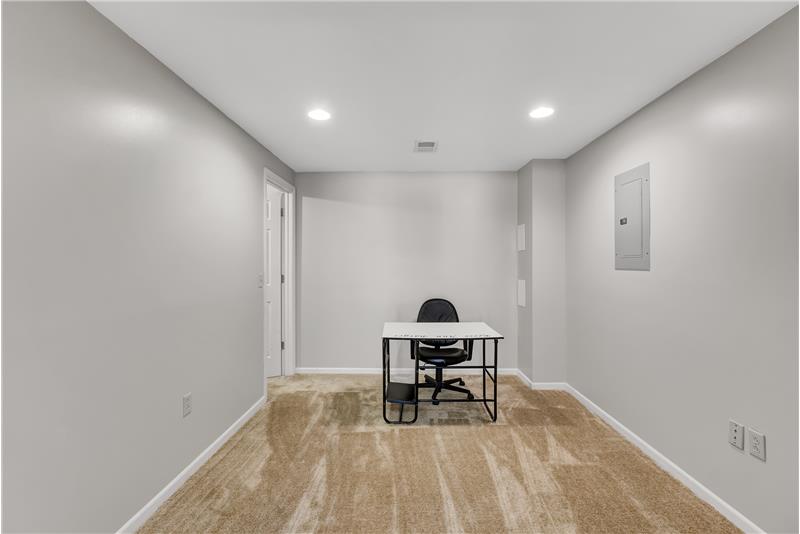 Lower Level Office/bedroom