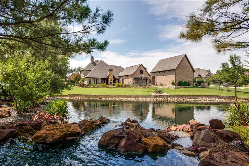 Stunning Luxury Home in Liberty Crossing