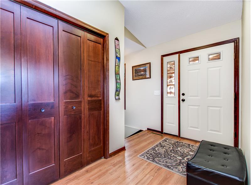 Large Foyer with great storage
