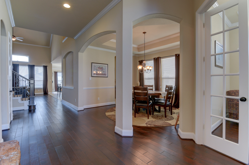 Expansive Entry Way