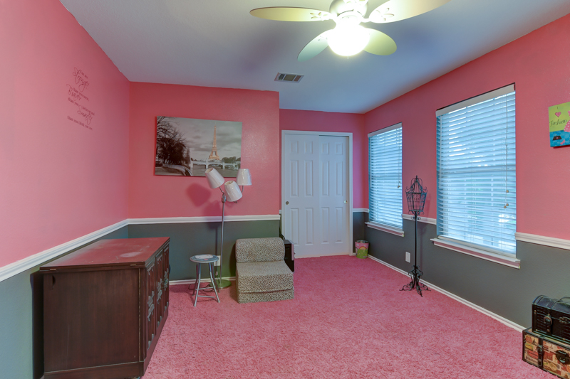2nd Bedroom Bright Pink