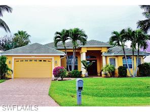 Primary listing photos for listing ID 437473