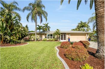 Primary listing photos for listing ID 438815