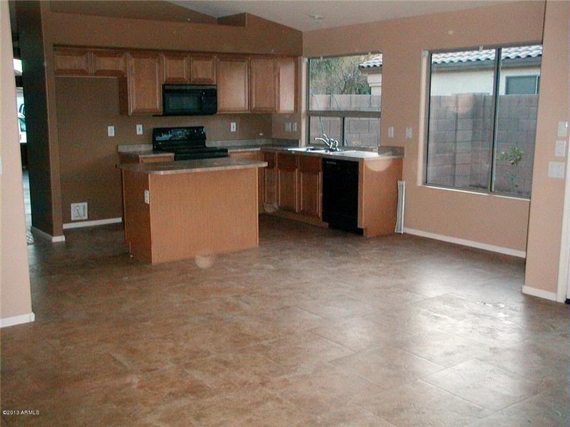 Eat-in Kitchen Area