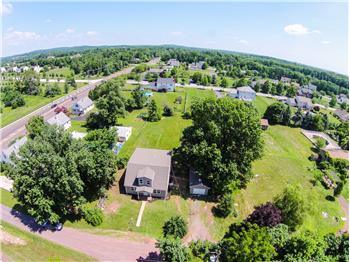 Primary listing photos for listing ID 382553