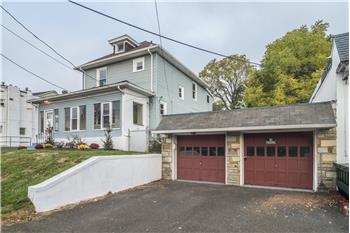 Primary listing photos for listing ID 420985