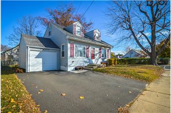 Primary listing photos for listing ID 459221