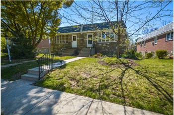 Primary listing photos for listing ID 468904