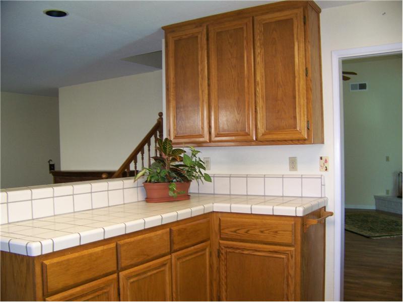 Serving bar