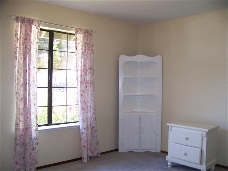 Second guest bedroom