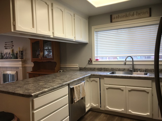 Open kitchen counter