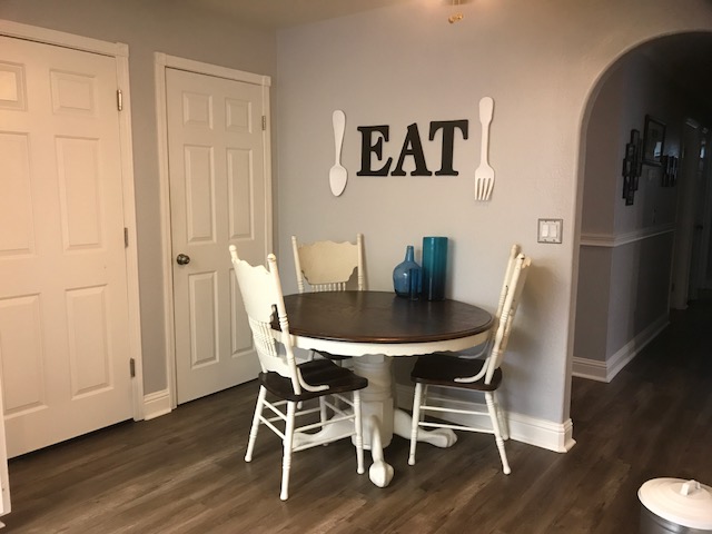 Breakfast nook