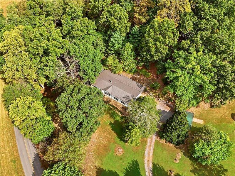
                            Property Image 36