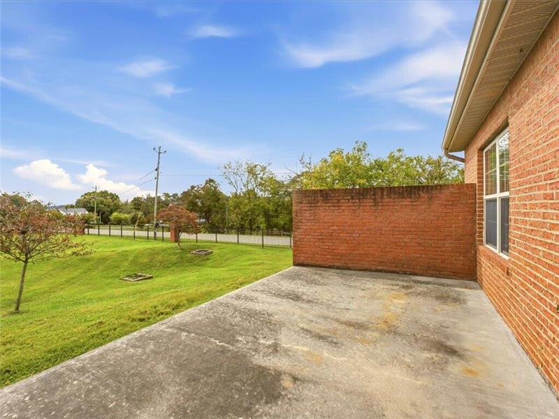 
                            Property Image 30