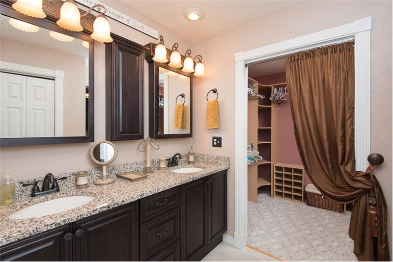 Master Bath Main Level