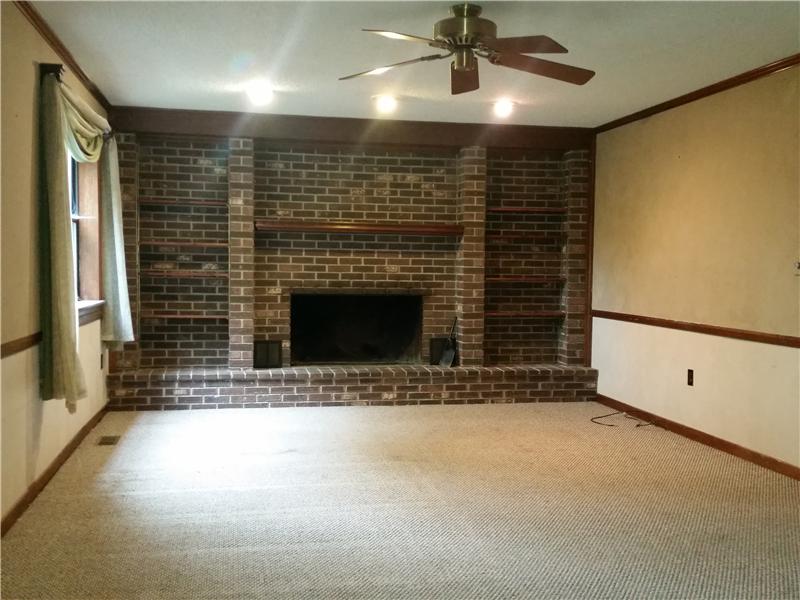 Den w/ Fireplace