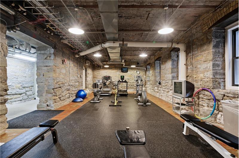
                            Property Image 73