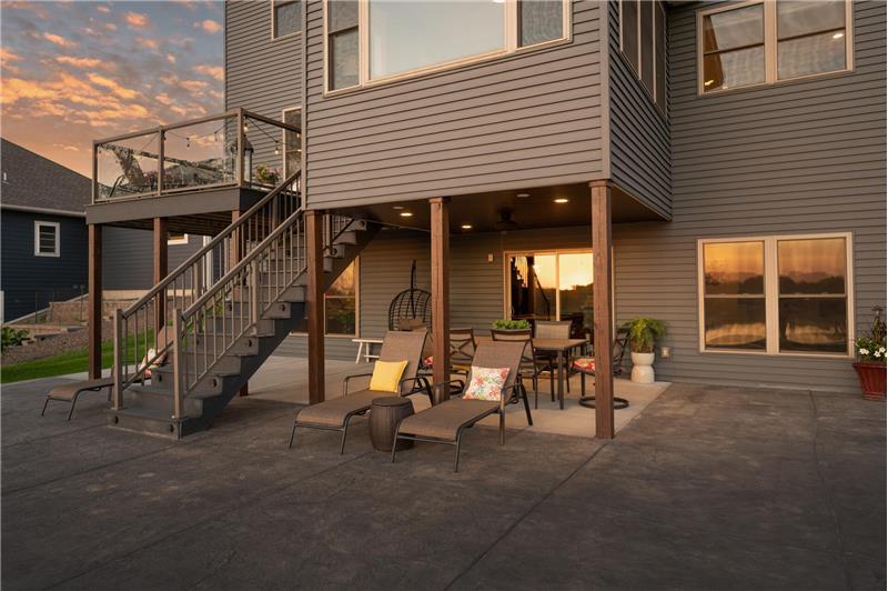 
                            Property Image 75