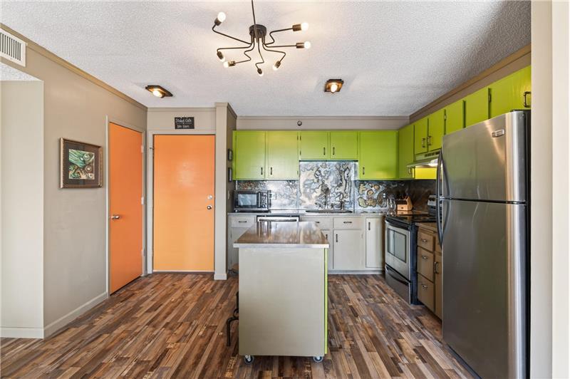 
                            Property Image 9