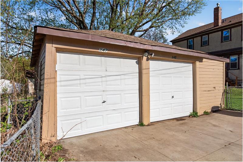 
                            Property Image 61