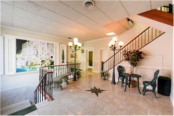 Primary listing photos for listing ID 419259