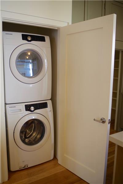 Built in washer & dryer