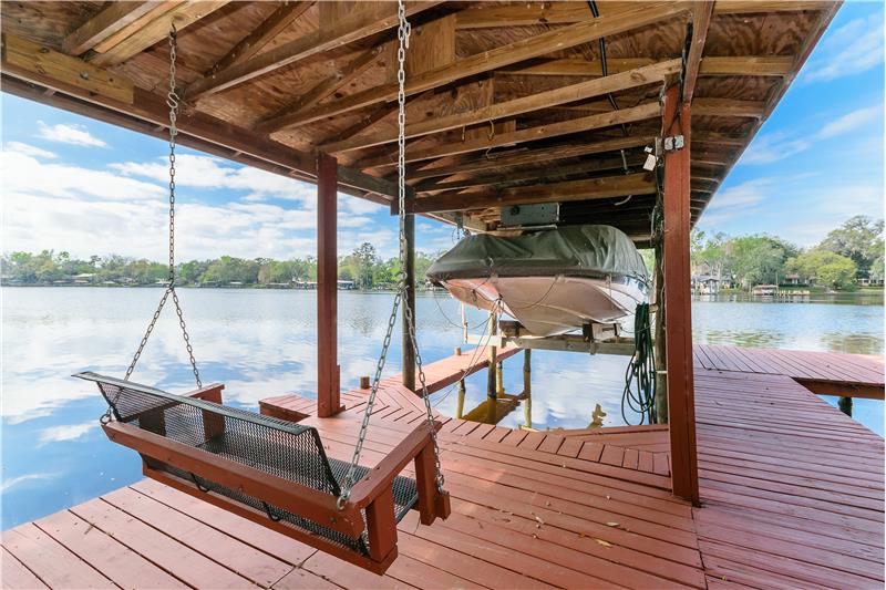 Covered boat lift - Double ski lift as well