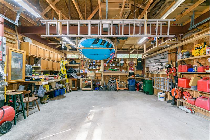 Detached workshop - 2 car garage or convert to a guest house