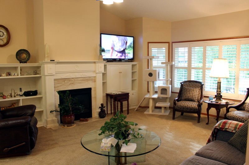 Living room 3