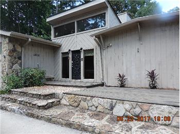 Primary listing photos for listing ID 485749