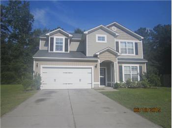 Primary listing photos for listing ID 403739
