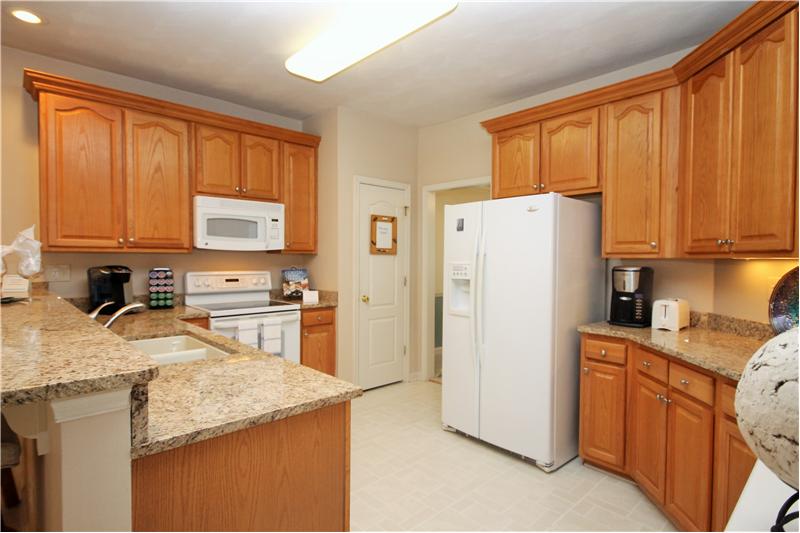 Granite, under counter lighting