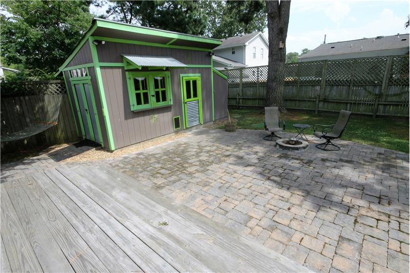 Work shop with electricity