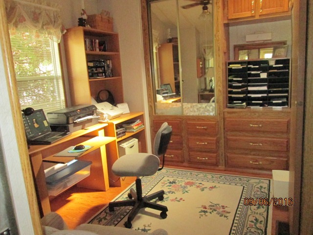 Bedroom 2 or office