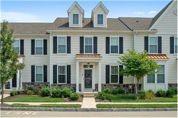 Primary listing photos for listing ID 520318