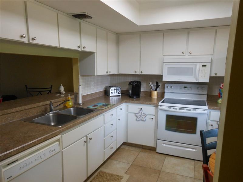 Kitchen and Bar Area
