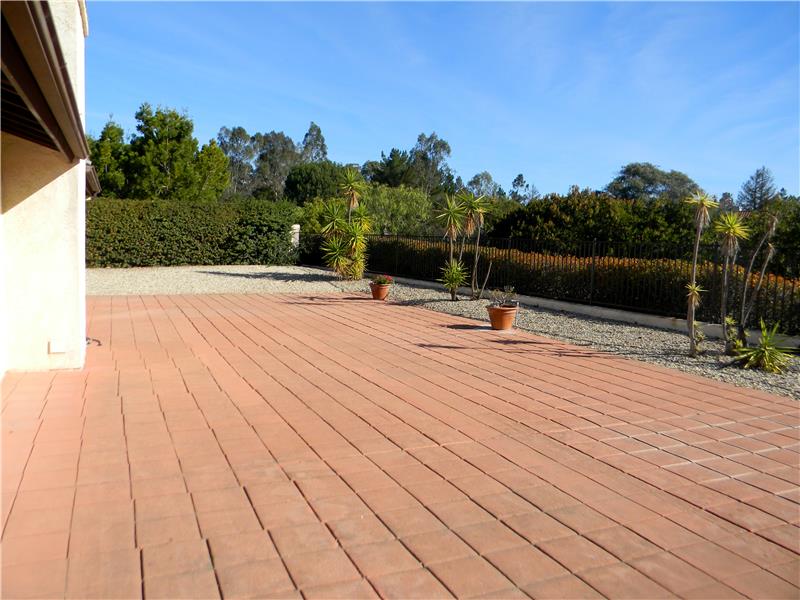 Huge backyard patio! You can entertain out here!