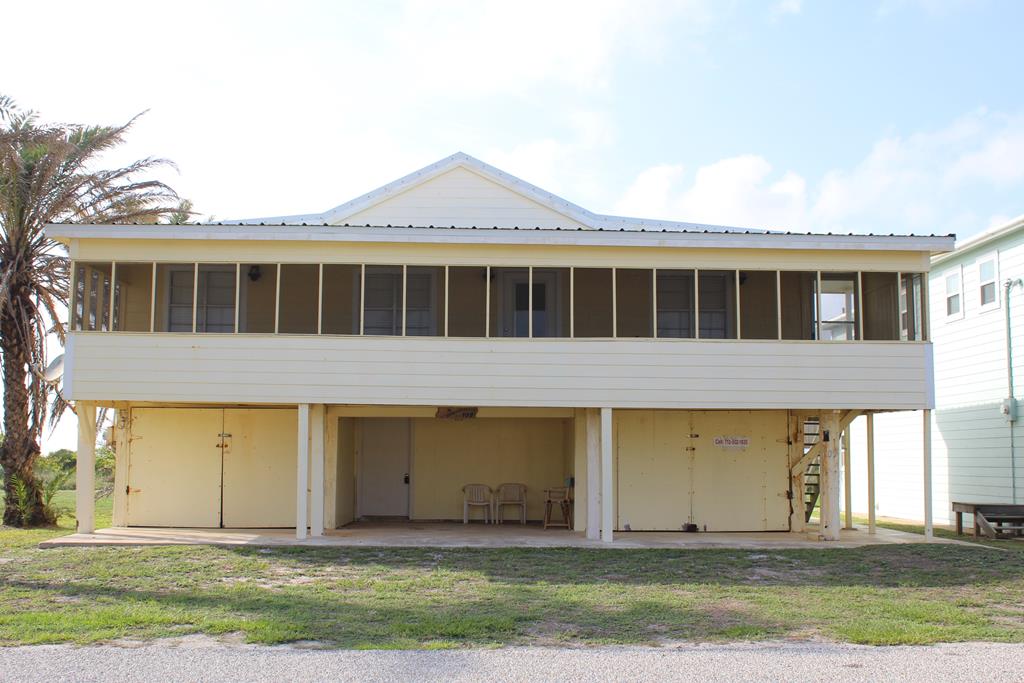 529 Beach Front Drive, Matagorda, TX