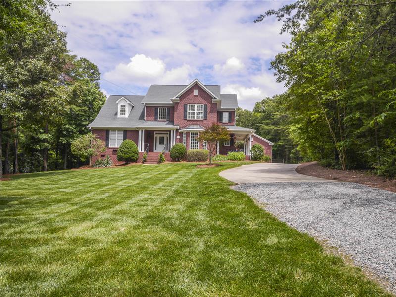 9205 Rocky River Rd