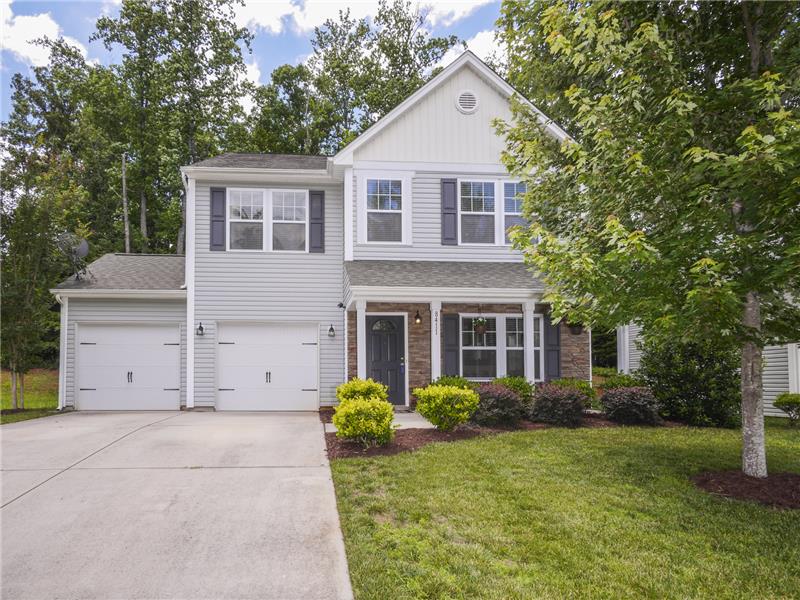 8411 Lustre Rd