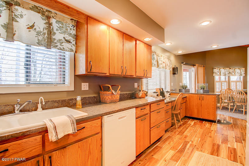 Kitchen to Dinning Room