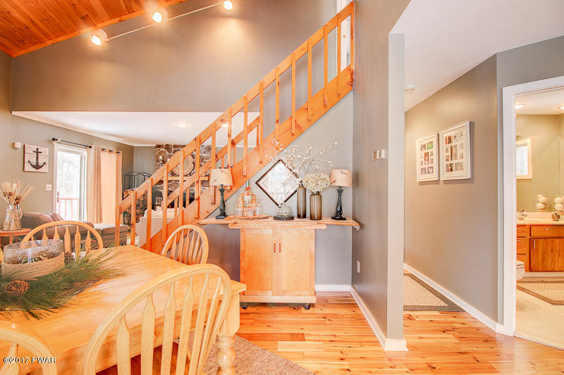 Dinning Room to Living Room