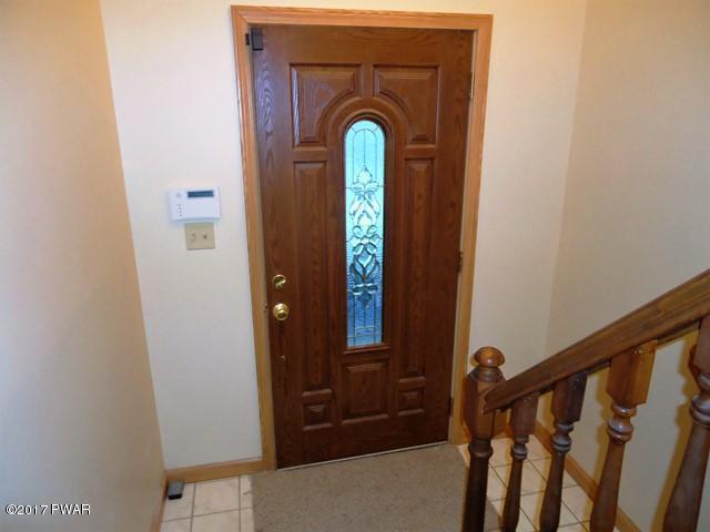 Entrance Door with Foyer