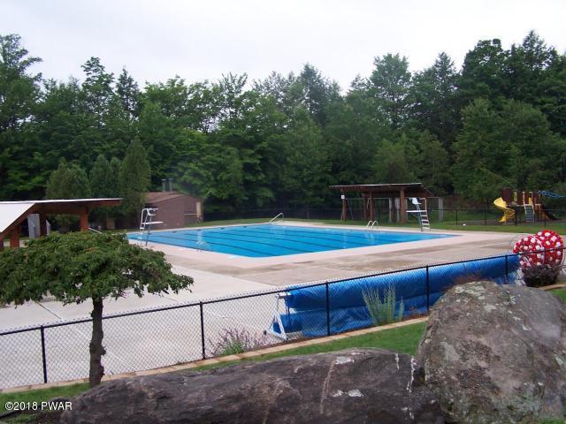 Hideout North Pool