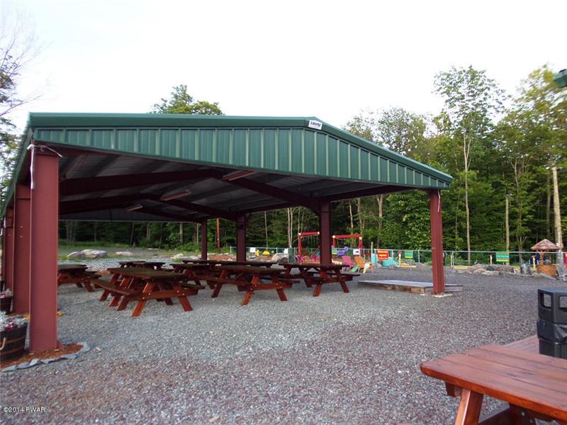 Covered Outdoor Eating