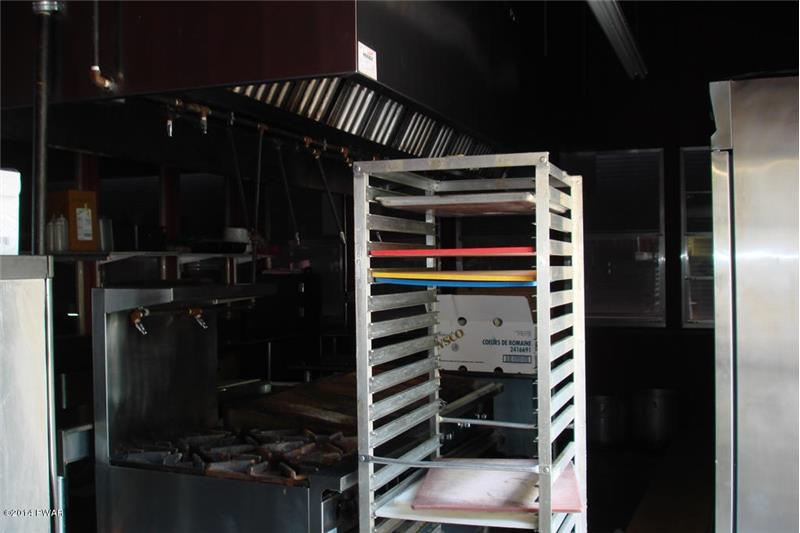 Kitchen for Outdoor Dining