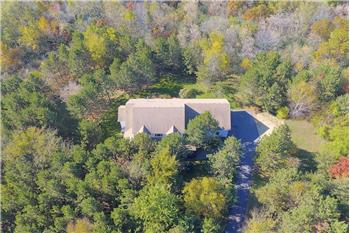 Primary listing photos for listing ID 466327