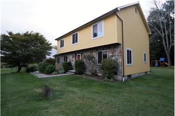 Primary listing photos for listing ID 489482